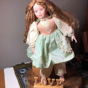 The Hamilton Collection Vintage Doll